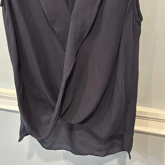 L'Agence Freja Sleeveless 100% Silk Draped Blouse. Blue Size S - Picture 4 of 8